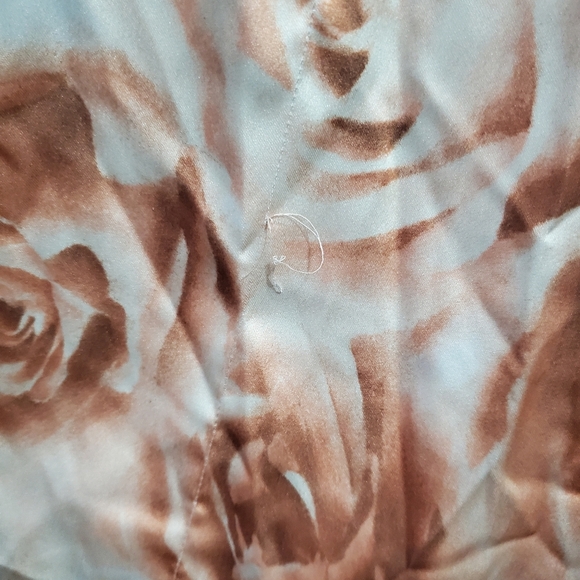 Gorgeous 2 piece Set - Picture 13 of 14